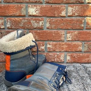 Ladies Uggs boots size 7.5 or size 6 for men